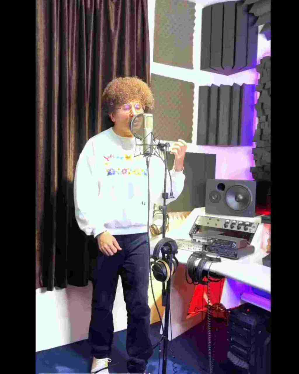 Joori Ke Man Dooset Daram